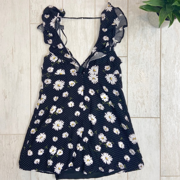 NWOT Daisy mini dress - Picture 4 of 5